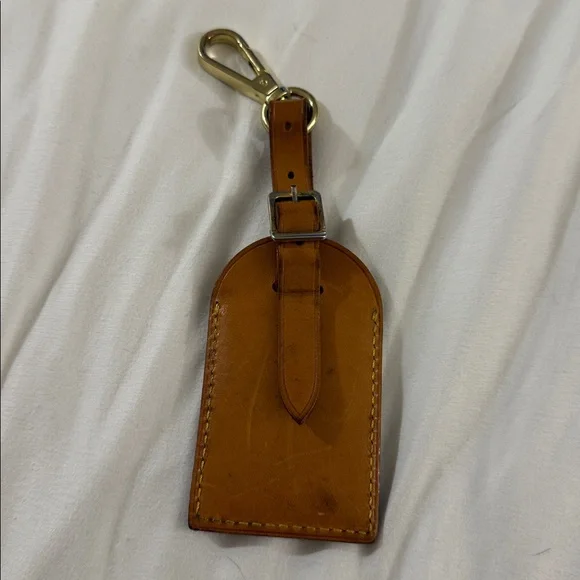 Louis Vuitton luggage tag - Picture 2 of 3